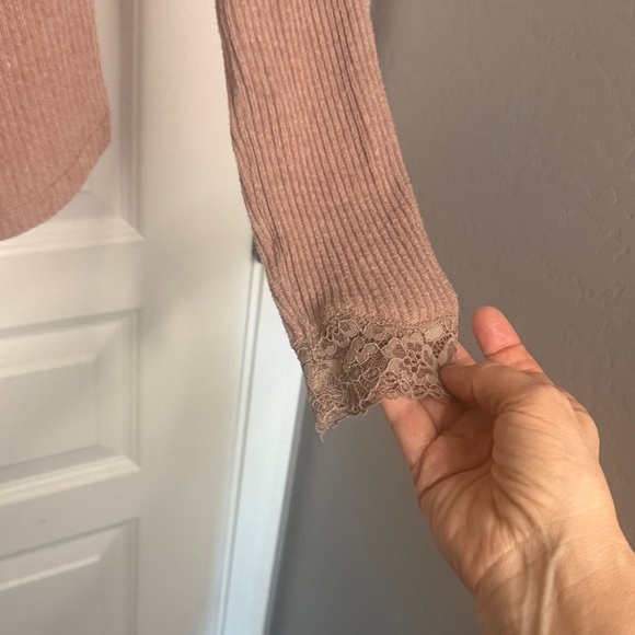 Free People Lace-Trim Ribbed Long Sleeve Top - Mauve Pink - Picture 4 of 5